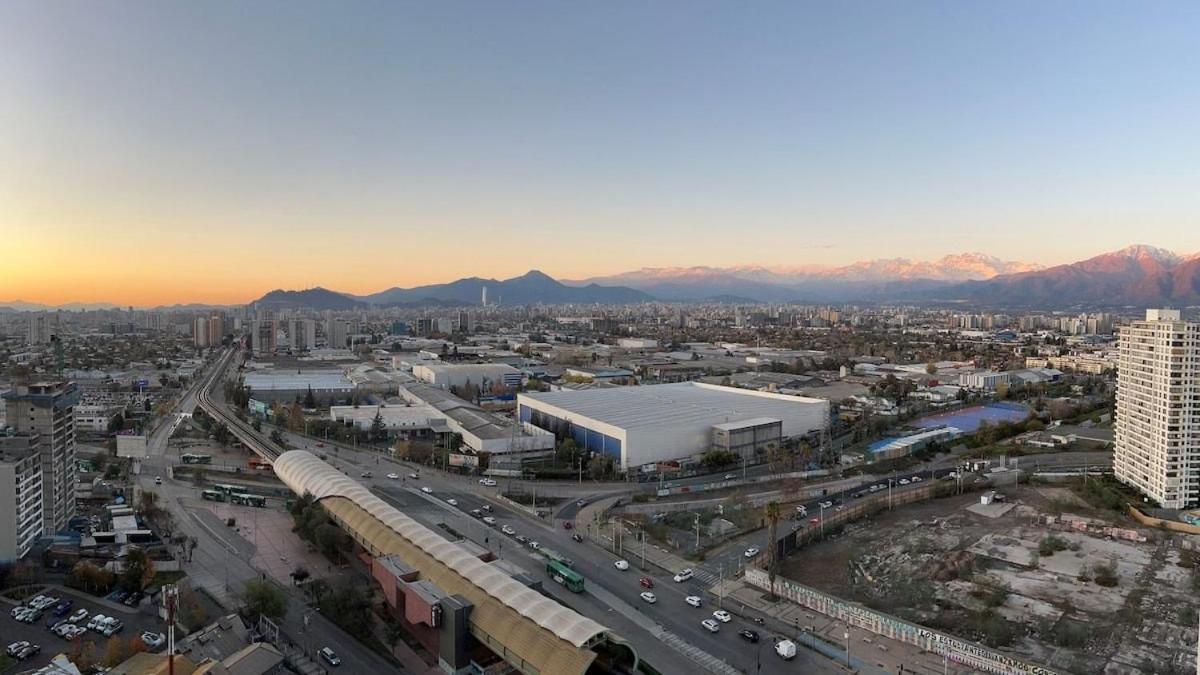 Hermosos Dptos Cercanos A Metro Y Centros Comerciales سانتياغو المظهر الخارجي الصورة